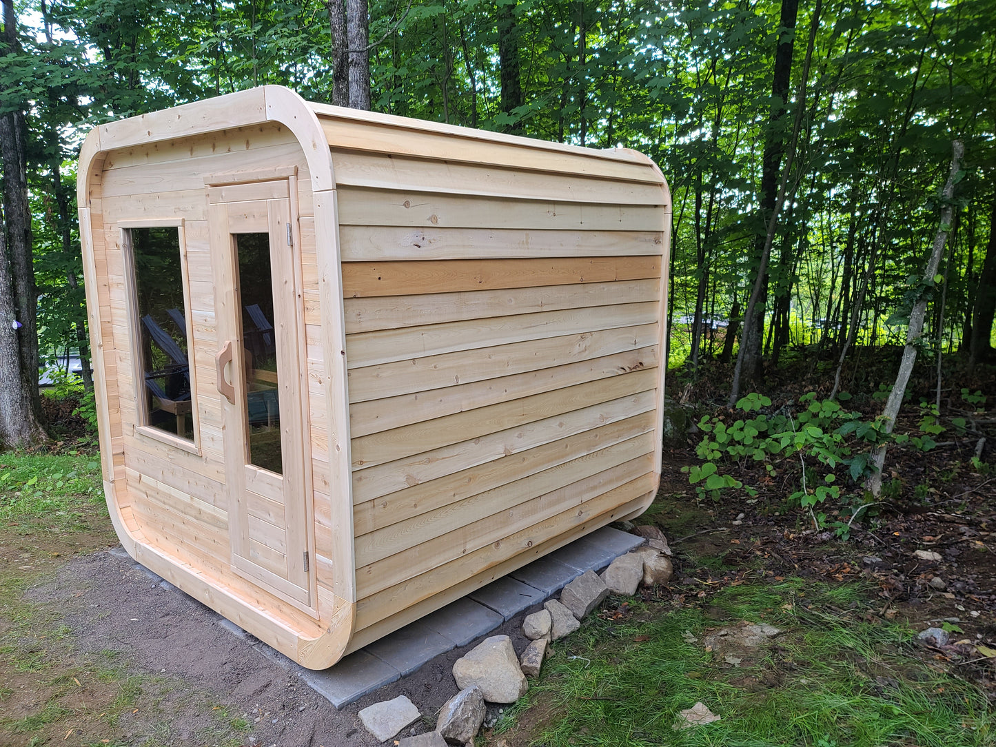 Dundalk Canadian Timber Luna White Cedar Outdoor Sauna | 2-4 People | Wood or Electric Heater