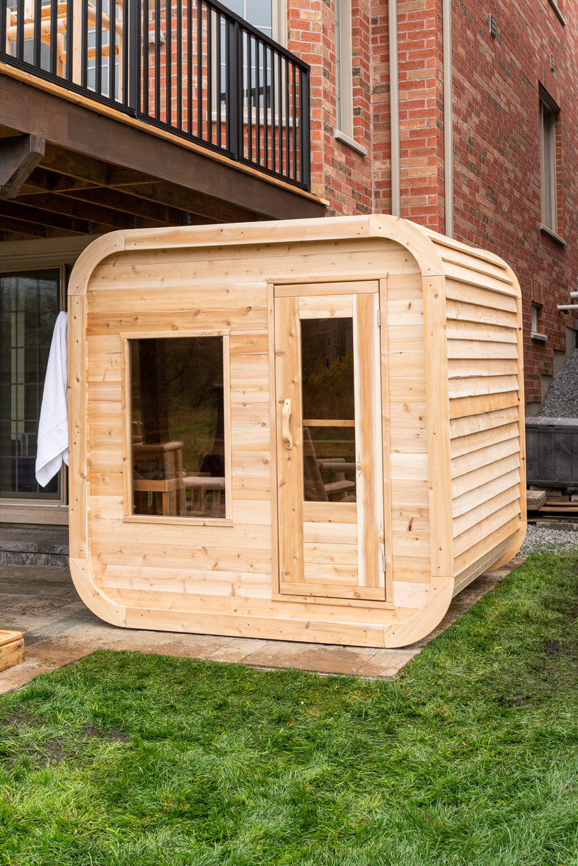 Dundalk Canadian Timber Luna White Cedar Outdoor Sauna | 2-4 People | Wood or Electric Heater
