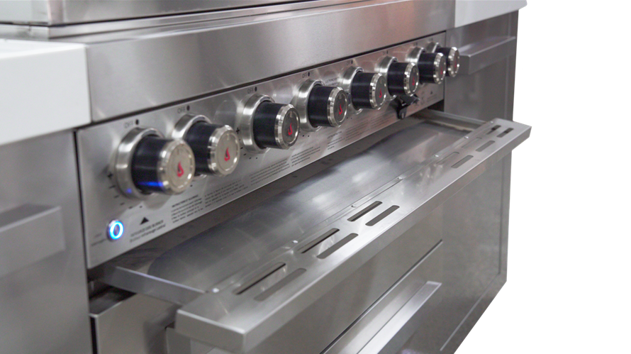 Mont Alpi 6-burner Deluxe Island MAi805-D - 94''