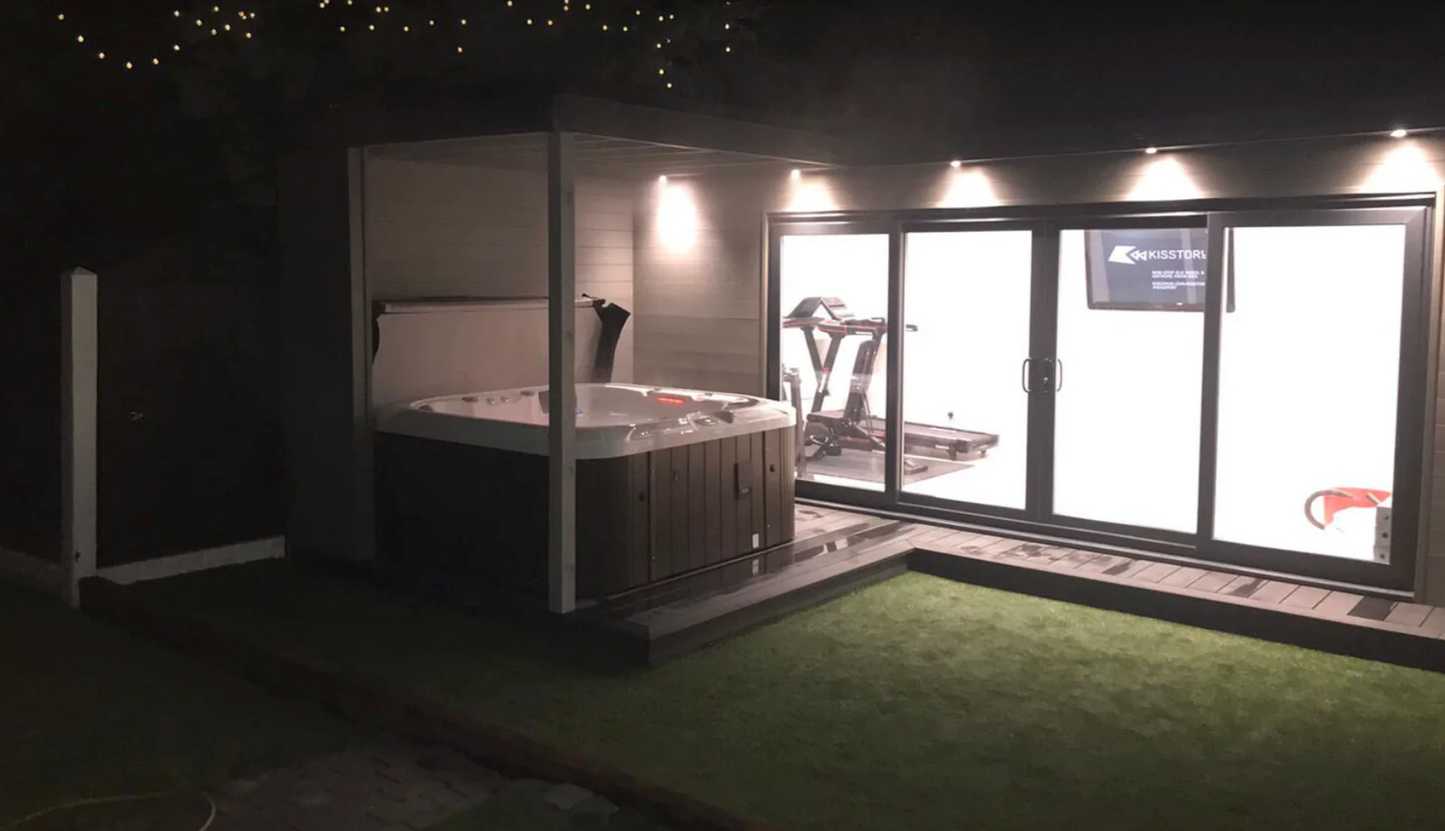 Cambridge 6-Person 34-Jet Hot Tub
