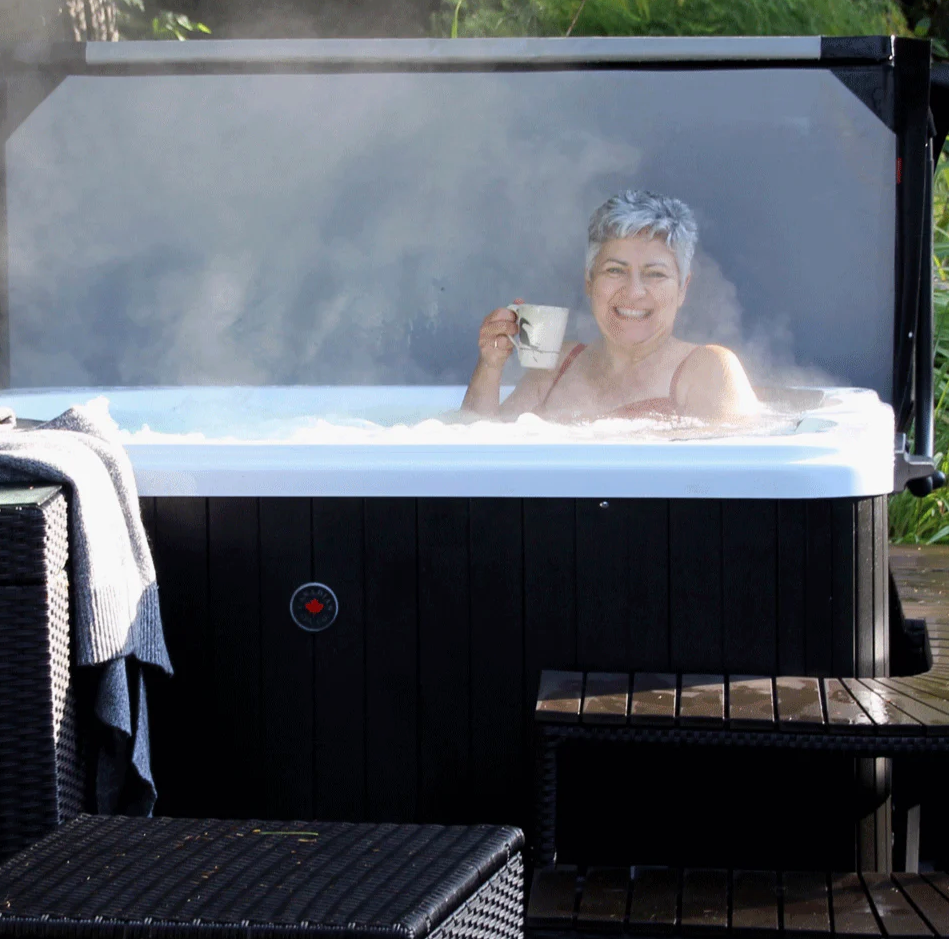 Saskatoon 4-Person 12-Jet Portable Hot Tub