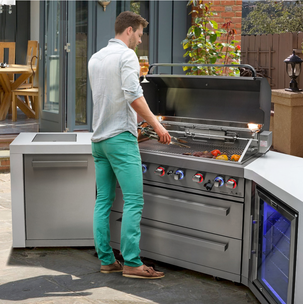 Mont Alpi 6-burner Deluxe Island with 45-Degree Corners and a Fridge Cabinet MAi805-D45FC 110''