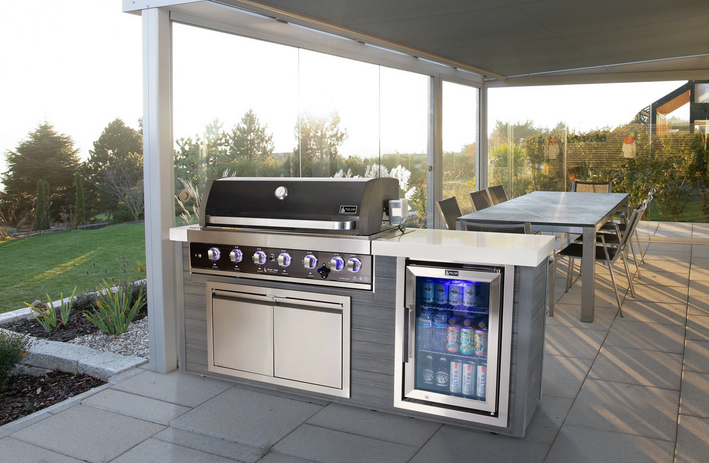 Mont Alpi 6-Burner Artwood Island in Black Stainless Steel -MA805-AWBSS