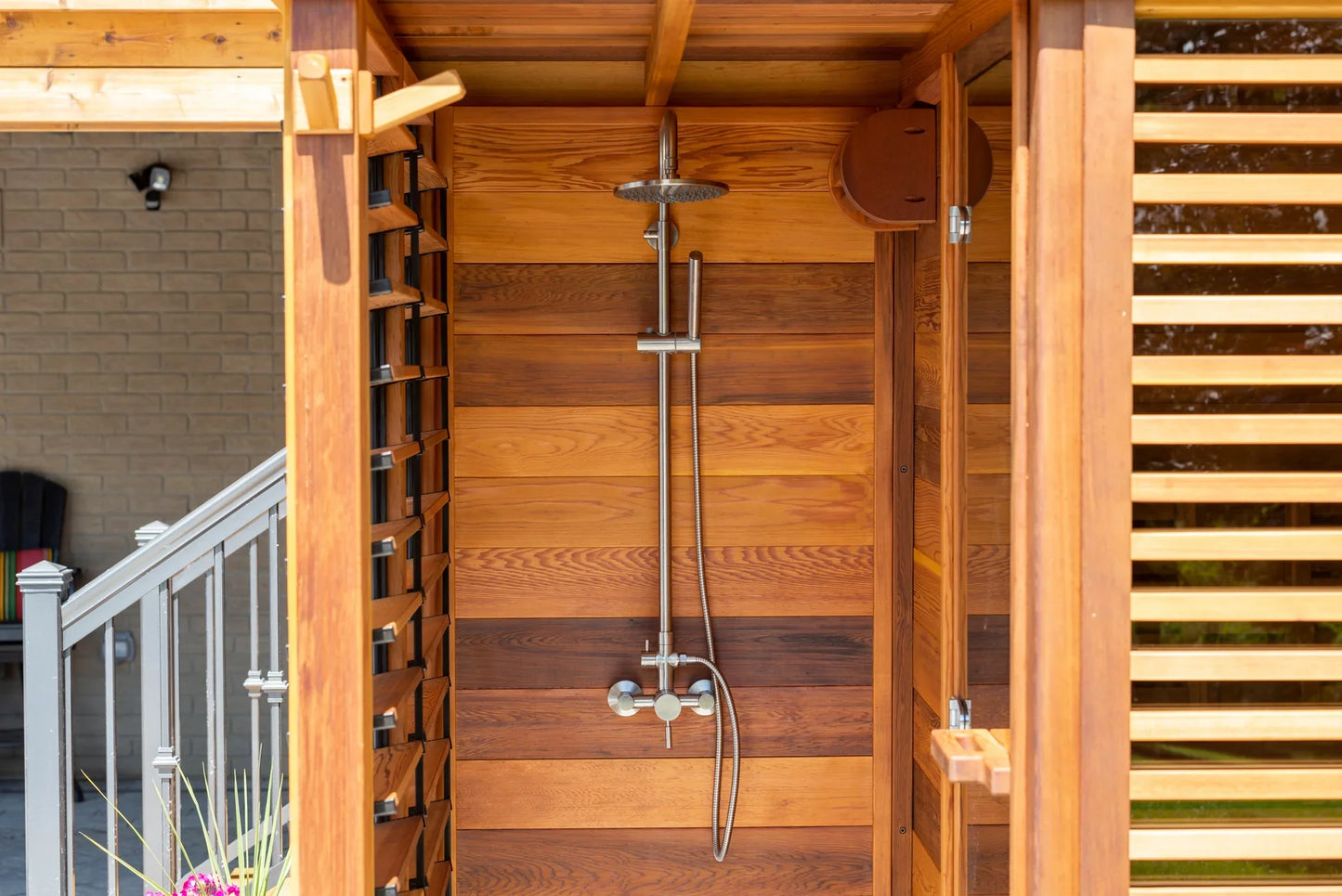 Outdoor 580 Pure Cube Sauna - 3 Person - Clear Red Cedar