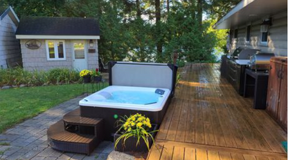 Saskatoon 4-Person 12-Jet Portable Hot Tub